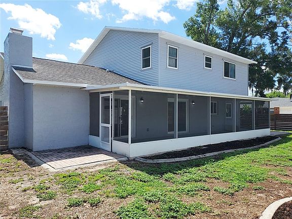 5th image of 702 HYSSOP PLACE