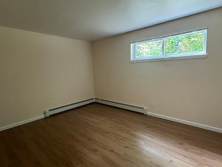 18 Waldron Ave #2A — Photo 2