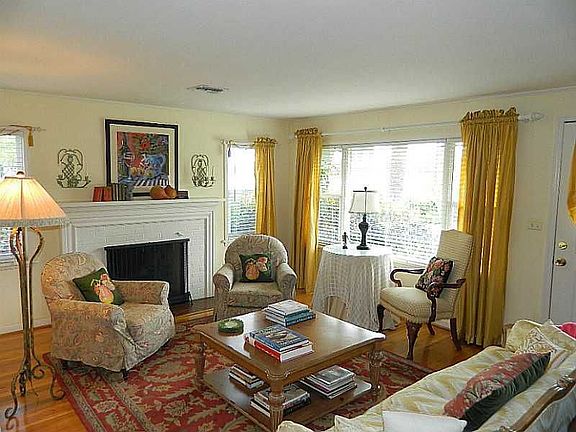 4th image of 2205 Morningside Dr