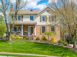 304 Valerie Dr, Cranberry Township, PA 16066