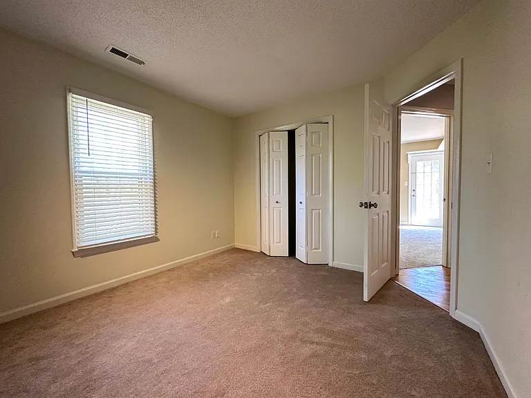 3220 Hickory Ridge Dr — Photo 19
