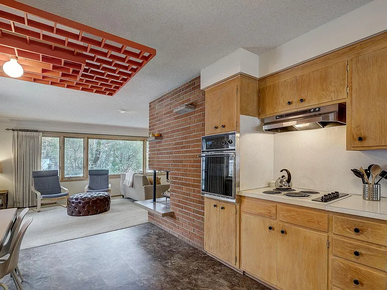 6311 Fir Tree Ave — Photo 6