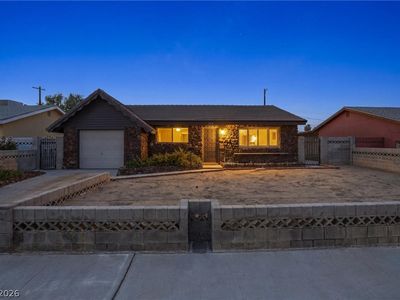 2217 Dori Ave, Las Vegas, NV, 89101