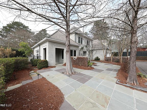 3rd image of 2 Waterstone Pl