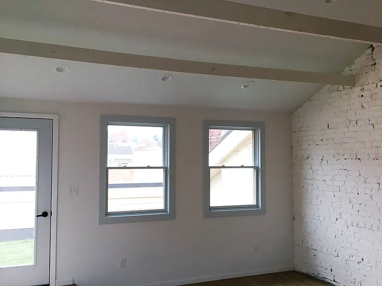1607 Main St #7 — Photo 6