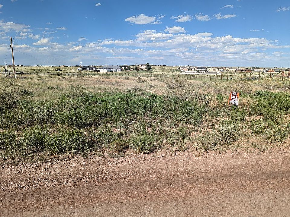 2nd image of 1346 N Maverick Dr