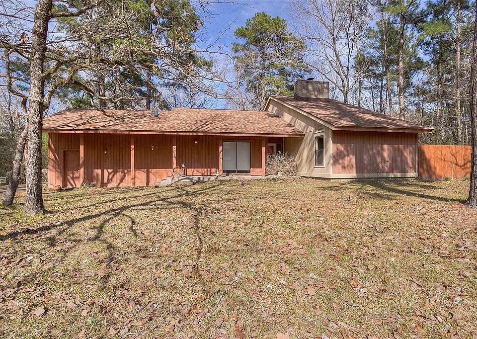 1st image of 26604 Edgewood Ct