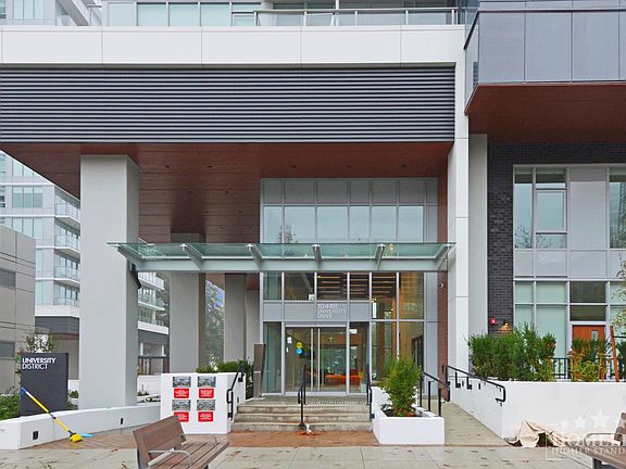 2nd image of 10448 University Dr #303
