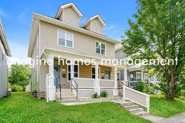886 E Fulton St #1 — Photo 3