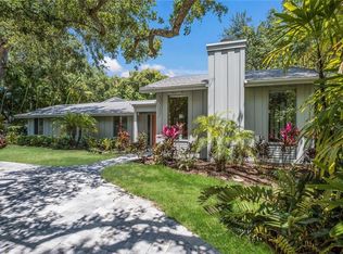 3347 Old Oak Dr, Sarasota, FL 34239