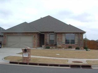 1940 NW Northwest 176th St, Edmond, OK 73003