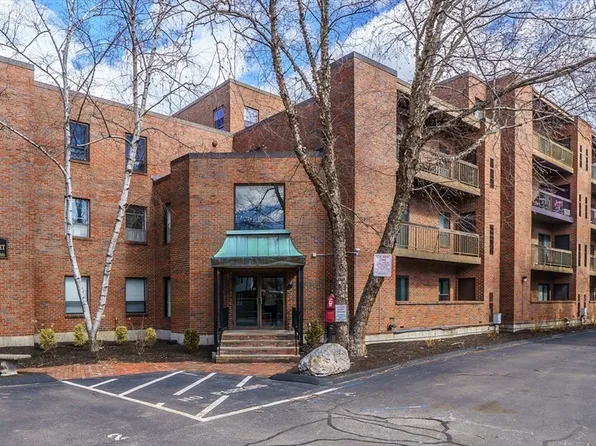 123 Elm St APT B-12, Quincy, MA 02169