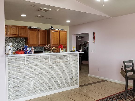 4th image of 4150 W Morten Ave