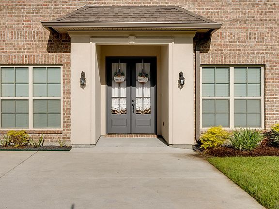 3rd image of 18107 River Landing Dr