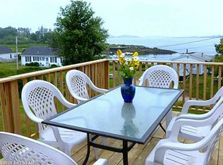 9 Dolphin Ln, Harpswell, ME 04079