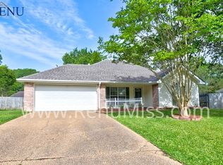 43 Anna Cv, Byram, MS 39272