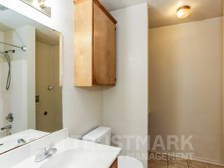 700 S Amy Ln #104 — Photo 12