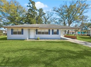 426 N Marchand Ave, Gonzales, LA 70737