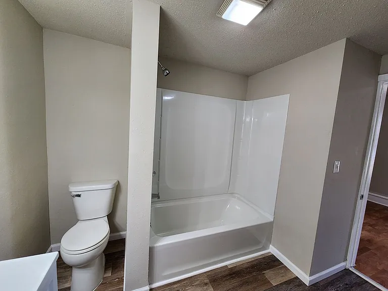 705 E Montgomery St — Photo 5