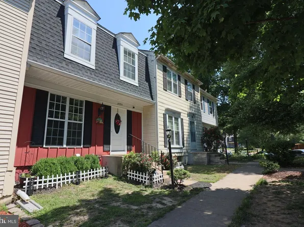 14904 Lady Madonna Ct, Centreville, VA 20120