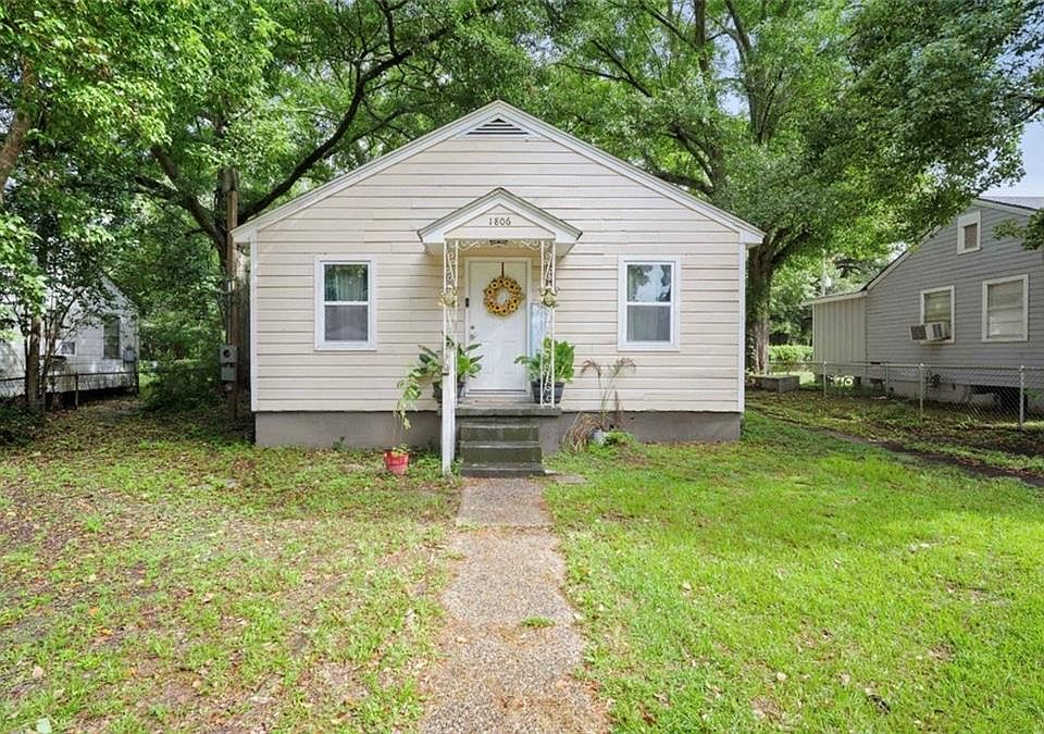 1st image of 1806 N Mott Dr