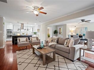 600 Lansdowne Rd, Charlotte, NC 28270