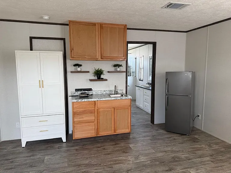 1824 Road 5730 — Photo 11