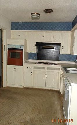 4th image of 6209 S Francis Ave