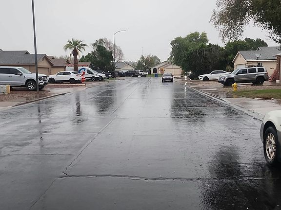 4th image of 442 S Torrence