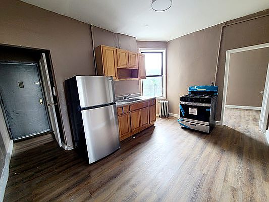 2407 Beaumont Ave Bronx NY Zillow