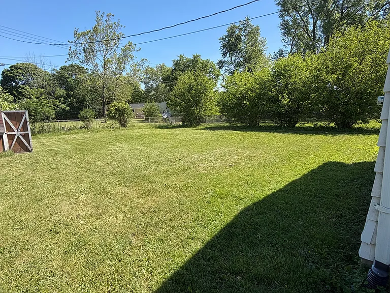 3318 W Jolly Rd — Photo 35