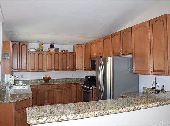 4th image of 28484 Alder Peak Ave