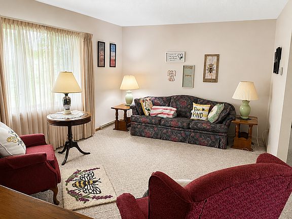 2nd image of 135 Dundee Ln
