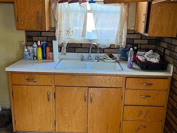 5th image of 1028 Greenwood Ave