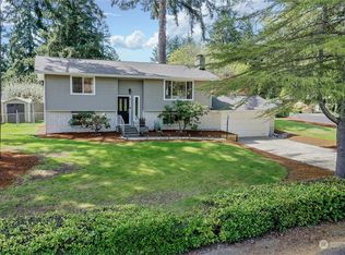 5614 Academy Terrace Dr W, University Place, WA 98467