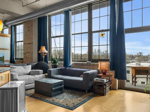 1901 E Hennepin Ave Unit 301, Minneapolis, MN 55413