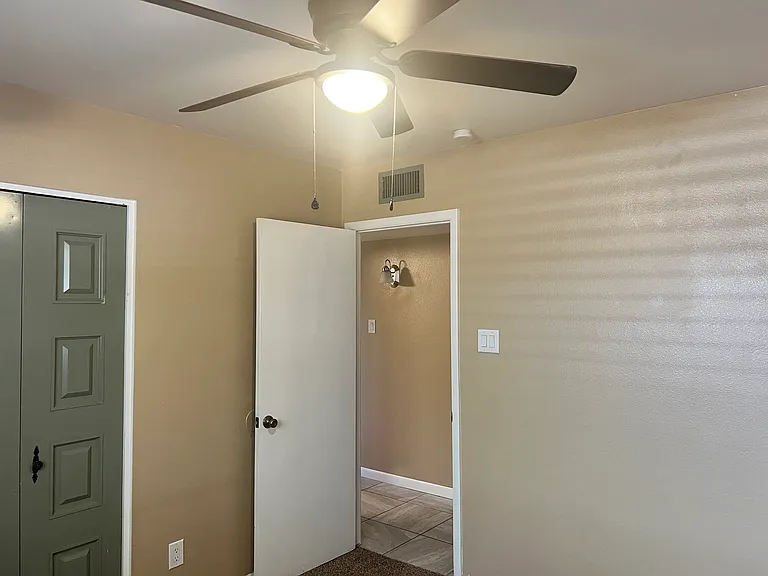 602 E Lodge Dr — Photo 21