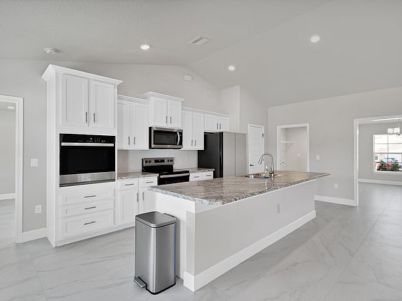 5th image of 170 Spring Valley Avenue