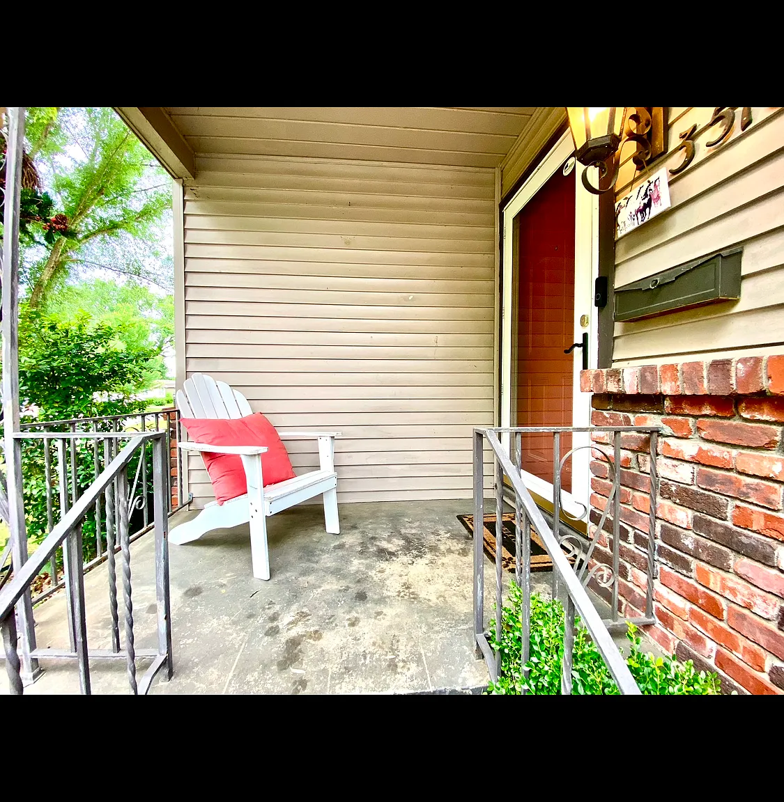 3 bed, 1200 sqft, $1,600 — Photo 4