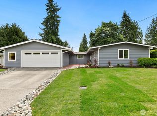 15433 SE 8th St, Bellevue, WA 98007