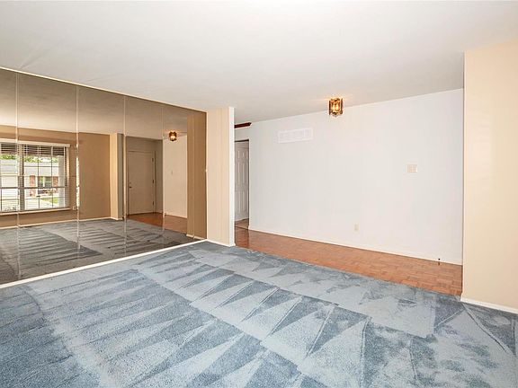 5th image of 2654 Victron Dr