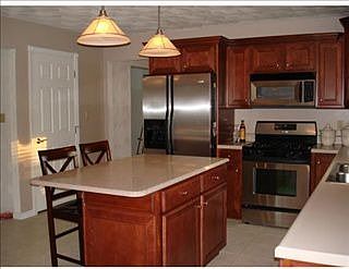 3rd image of 1027 Palm Ct
