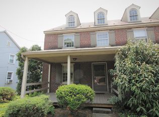 1078 Main St, East Earl, PA 17519