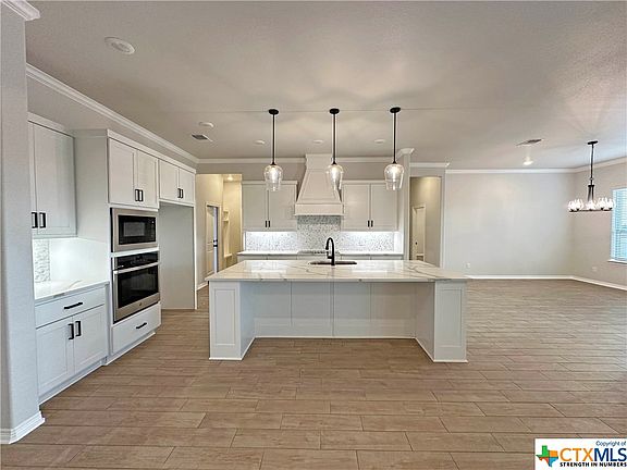 5th image of 5406 Espiritu Santo Dr
