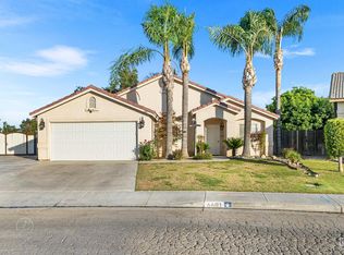 6601 High Peaks Dr, Bakersfield, CA 93313