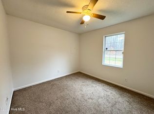 1780 Peartree Rd, Elizabeth City, NC 27909