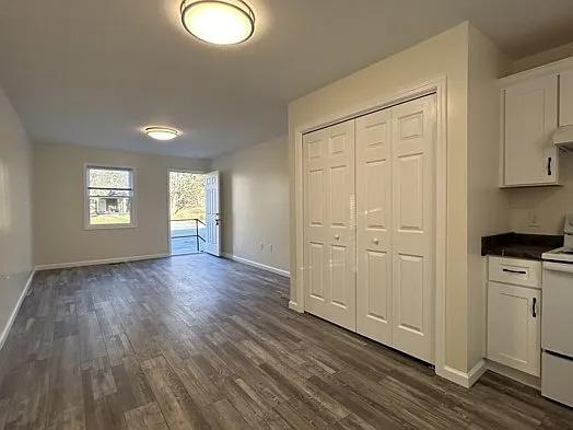 2301 Lakeland Dr #5 — Photo 3