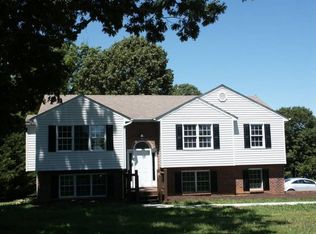 1026 Woodbridge Ct, Forest, VA 24551