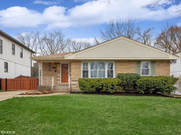 4218 Gilbert Ave, Western Springs, IL 60558