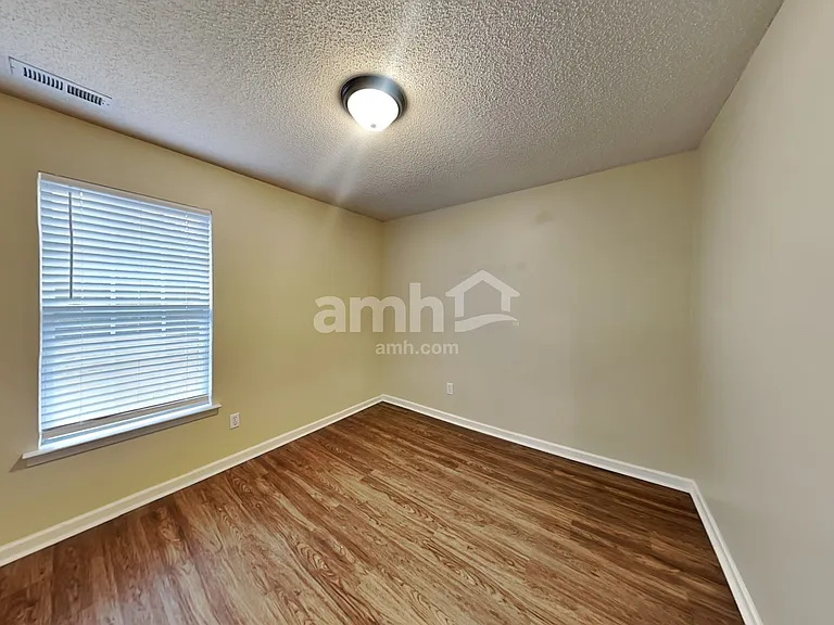 15464 Stone Hollow Dr — Photo 20